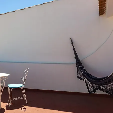 Familia Brito 3* Porches