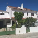 Familia Brito 3* 포르체스