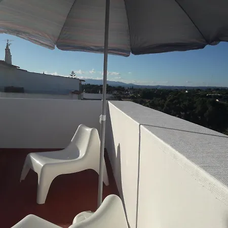 Familia Brito Pensjonat Porches (Algarve)