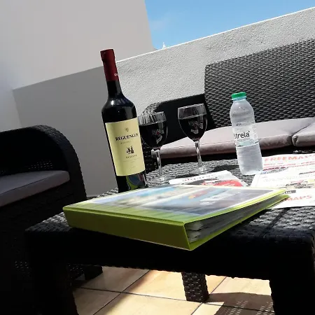 Familia Brito Konukevi 3*