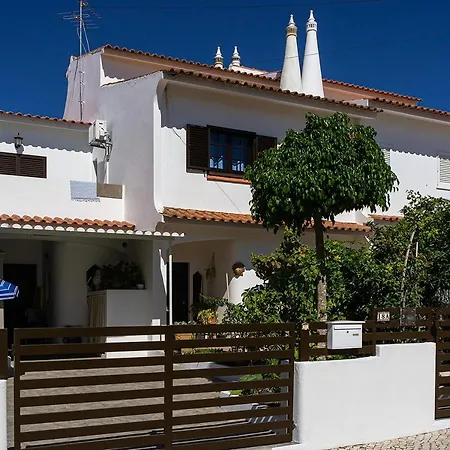 Familia Brito Casa de hóspedes