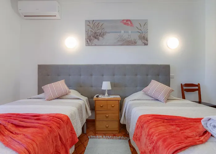 Familia Brito Guest house Porches (Algarve)