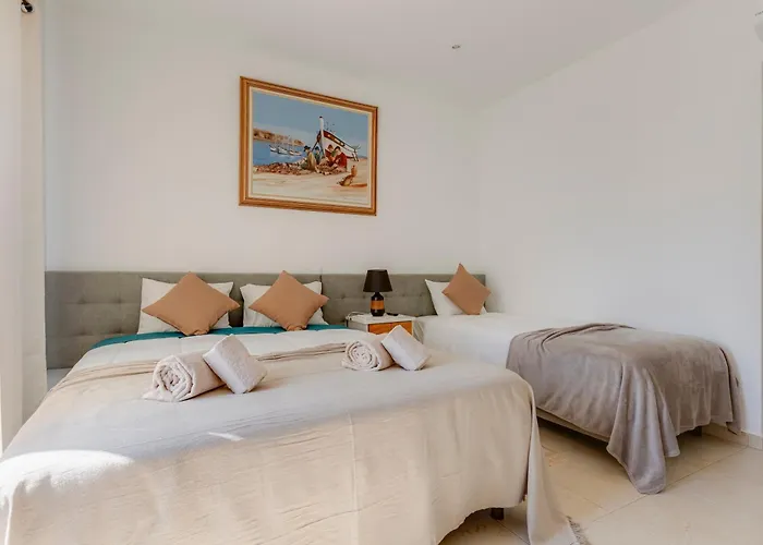 Guest house Familia Brito Porches (Algarve)
